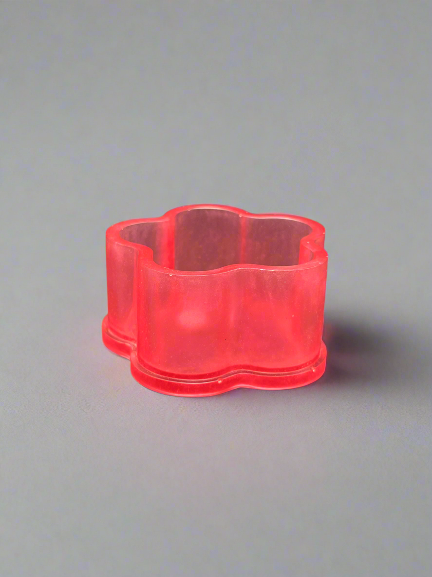Pink opaque bubble flower trinket box￼￼￼